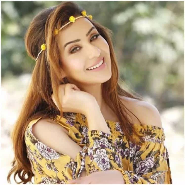 big boss winner actress shilpa shinde joins congress