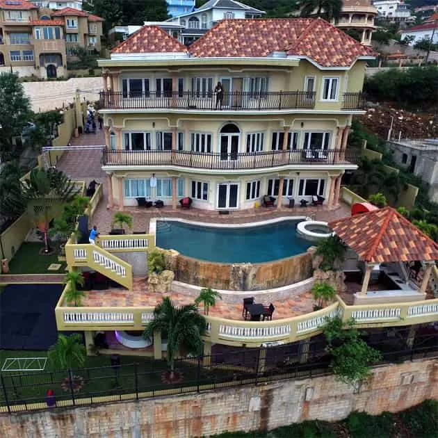 Chris Gayle lifestyle