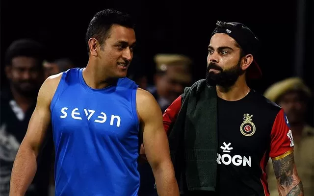 MS-Dhoni-with-Virat-Kohli