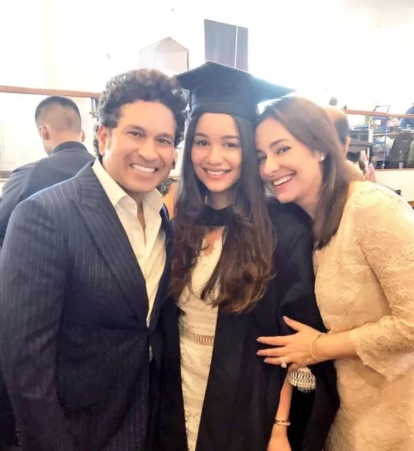 Sara Tendulkar On Her Graduation Day With Mother Anjali And Father Sachin