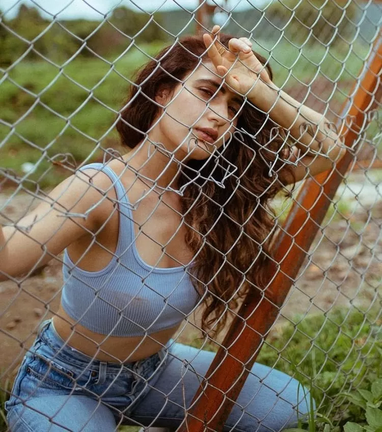 15 04 371961335fatim PS6P9